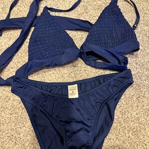 Blue triangle bikini. Never worn. Venus Swimwear. Size S.